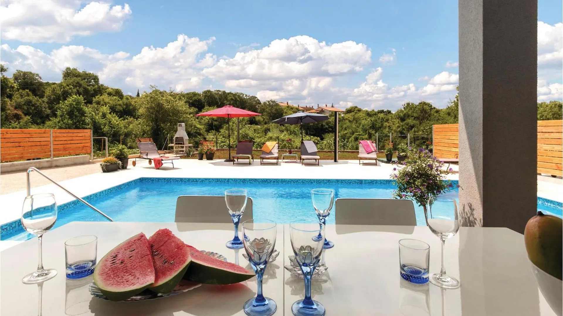 Holiday home 4 Bedroom Stunning Home In Pula